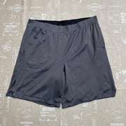 00s Y2K Grey Nike Dri-Fit Sport Shorts Men's Large