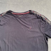 Navy Tommy Hilfiger T-Shirt Large