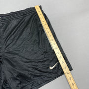 00s Black Nike Sport Shorts Men's Medium