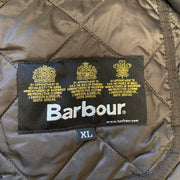 Black quilted Barbour jacket with corduroy collar Men’s XL